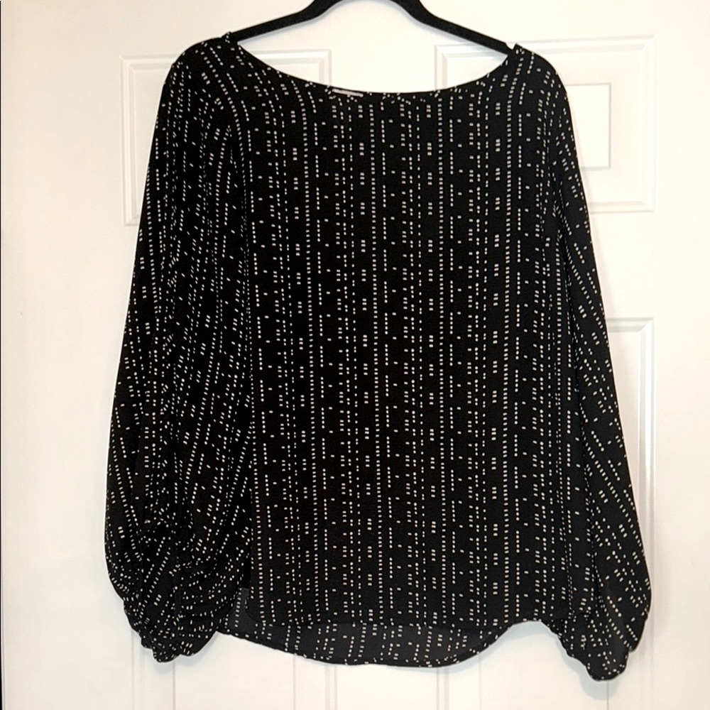 Peyton Jensen Women's Cutout Sleeve Top L Black/White Loose Relaxed Career